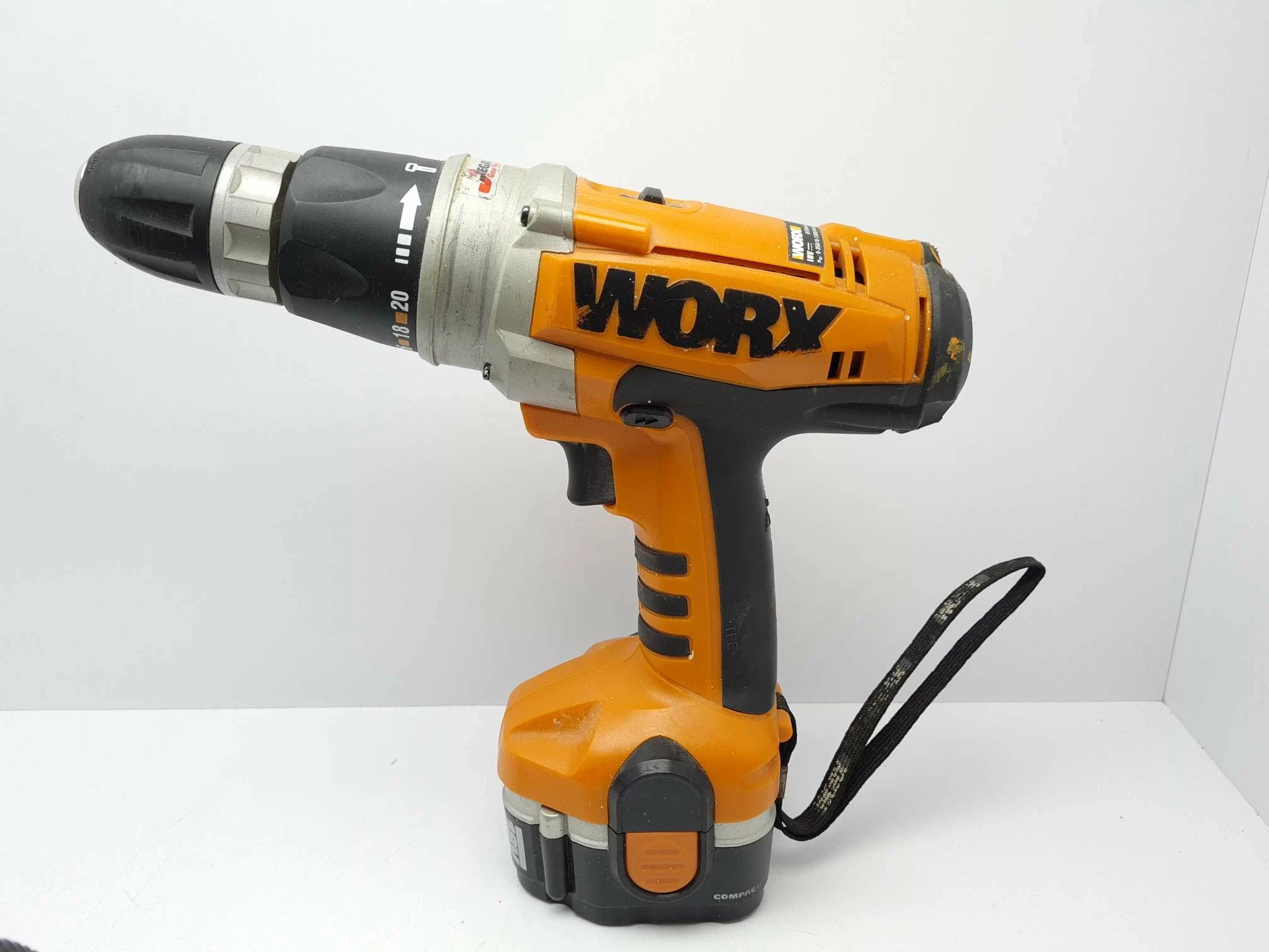 wkretarko-wiertarka-worx-wx3694-18v-ni-cd-walizk-dabrowskiego-33-sj-tychy