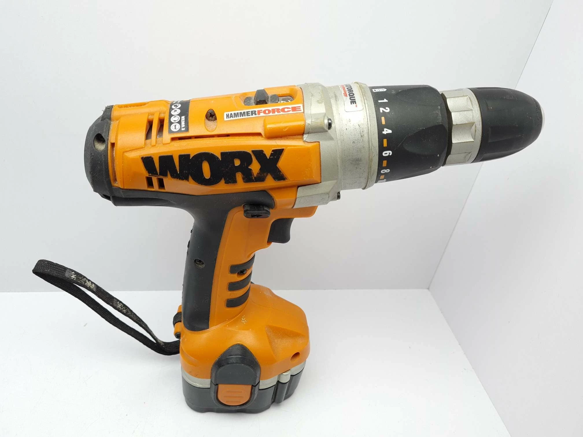 wkretarko-wiertarka-worx-wx3694-18v-ni-cd-walizk-rodzaj-silnika-silnik-szczotkowy