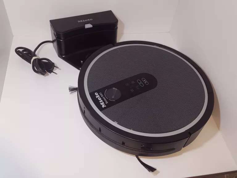 ROBOT SPRZĄTAJĄCY MIELE SCOUT RX1 + STACJA + PILO