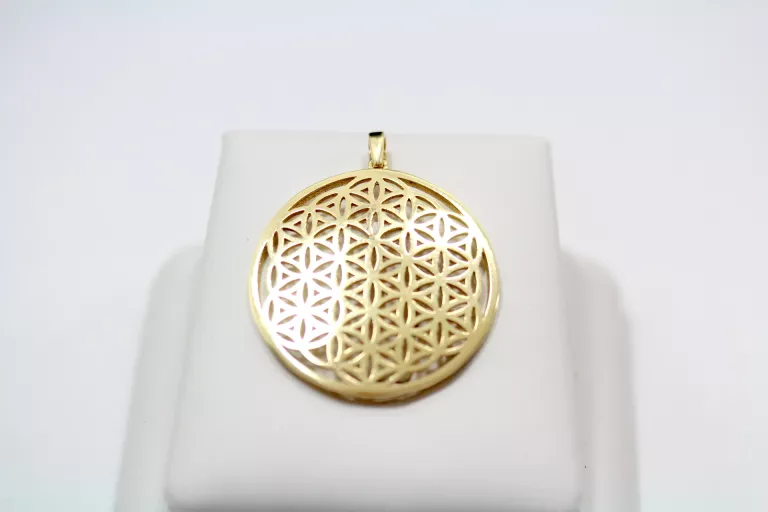 zjawiskowa-zlota-zawieszka-wkruk-pr585-kolor-dominujacy-zloty