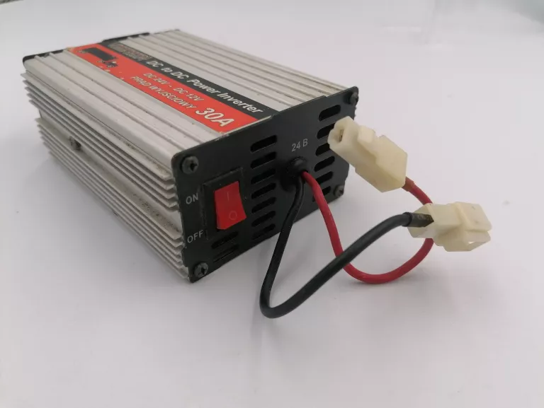 PRZETWORNICA DO CIĘŻARÓWEK VOICE KRAFT 30A 24/12V