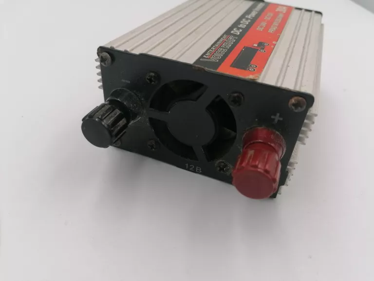 PRZETWORNICA DO CIĘŻARÓWEK VOICE KRAFT 30A 24/12V
