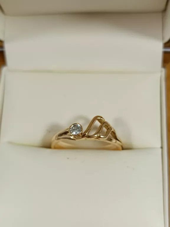 piekny-zloty-pierscionek-pr-585-kolor-dominujacy-205826-225106