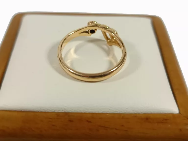 piekny-zloty-pierscionek-pr-585-kamien-17088-128