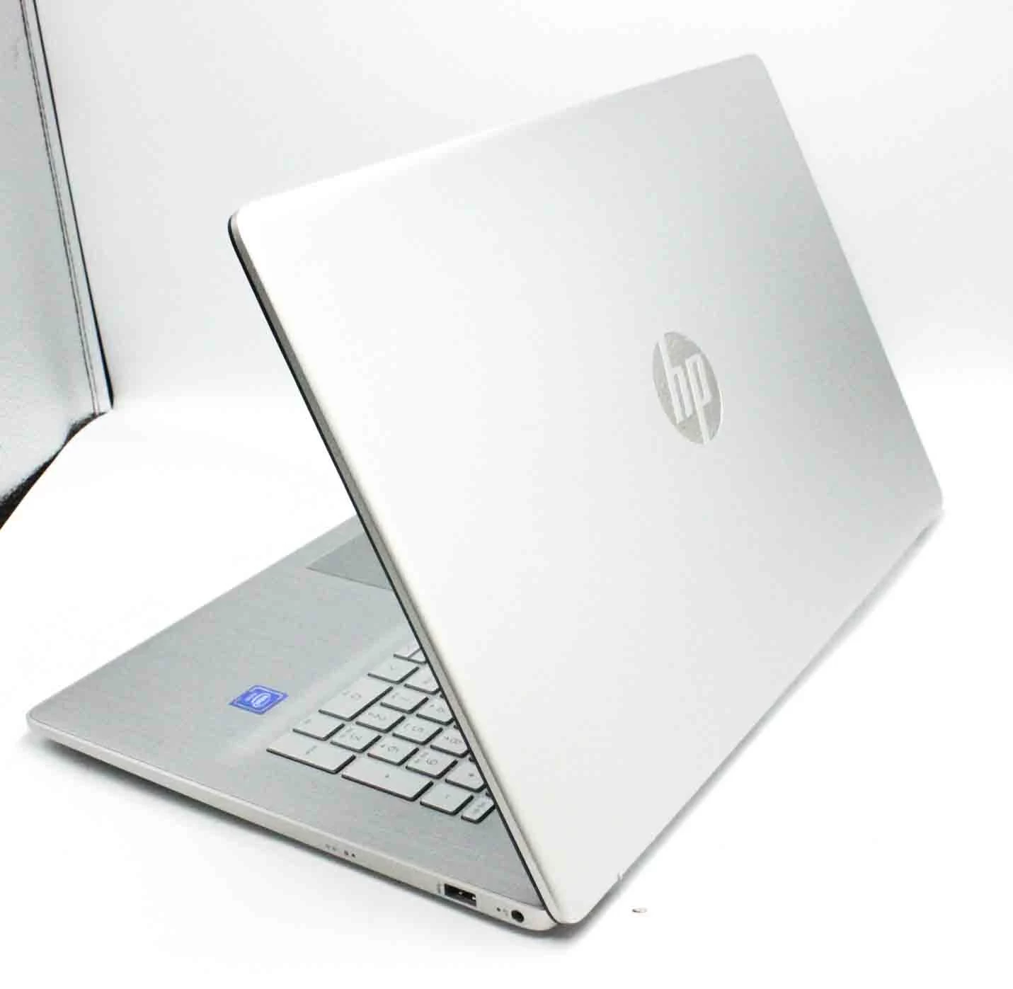 laptop-hp-17-cn0019nw-n4020-8ram-256ssd-rozdzielczosc-px-1920-x-1080