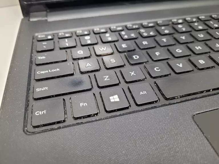 LAPTOP DELL 5558 15,6 " INTEL CORE I5 8 GB