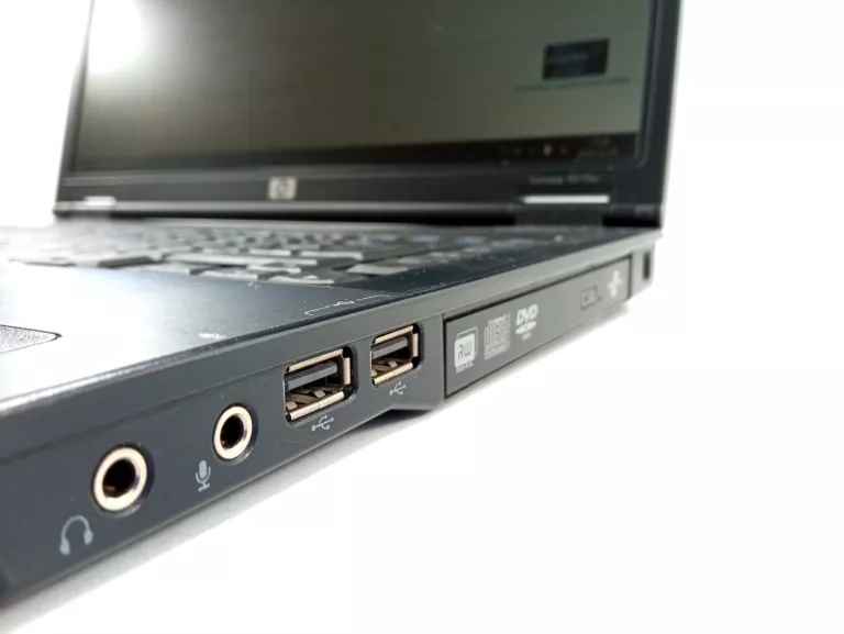 LAPTOP HP 8510W CORE 2 DUO 4GB RAM 150GB HDD