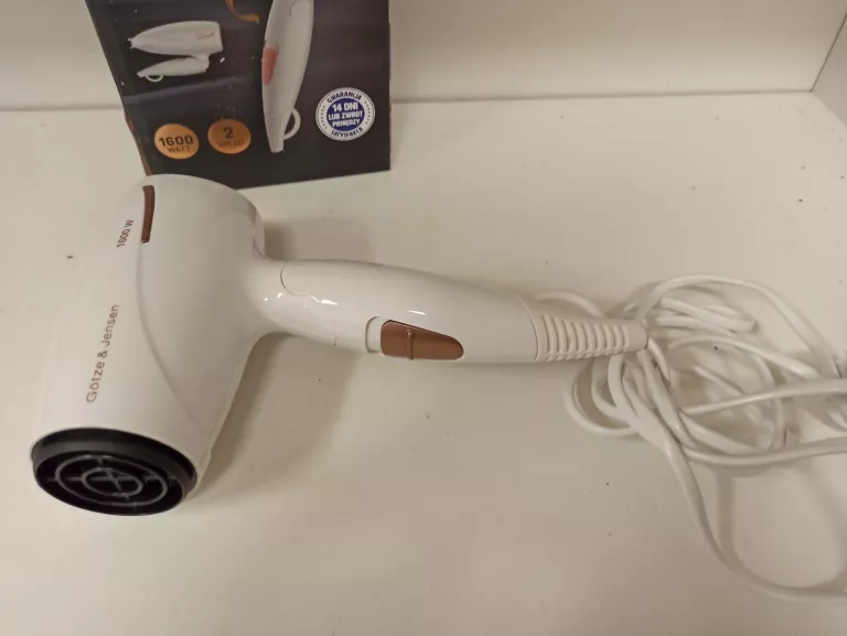 suszarka-gotze-jensen-hd500-1600w-pudelko-moc-1600