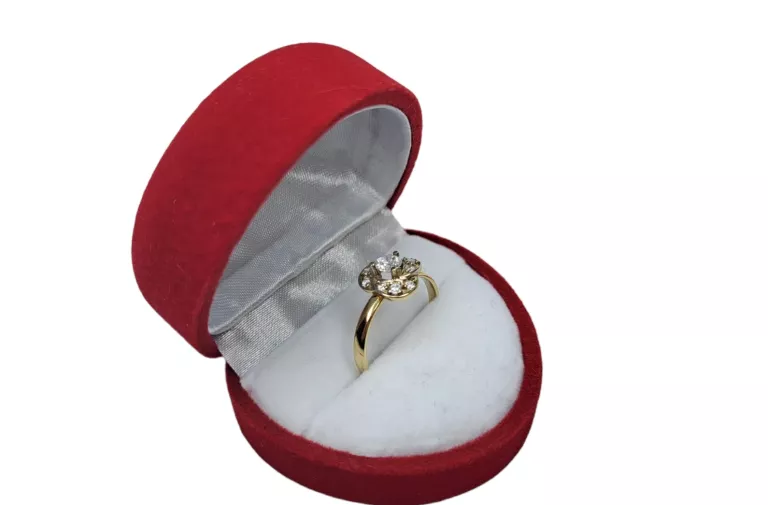 sliczny-zloty-pierscionek-333-175g-r13-kamien-17088-128