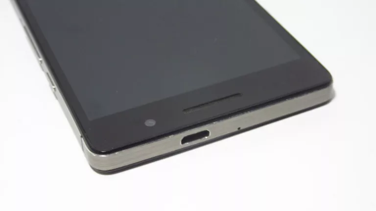 TELEFON HUAWEI ASCEND P6 @WARTO