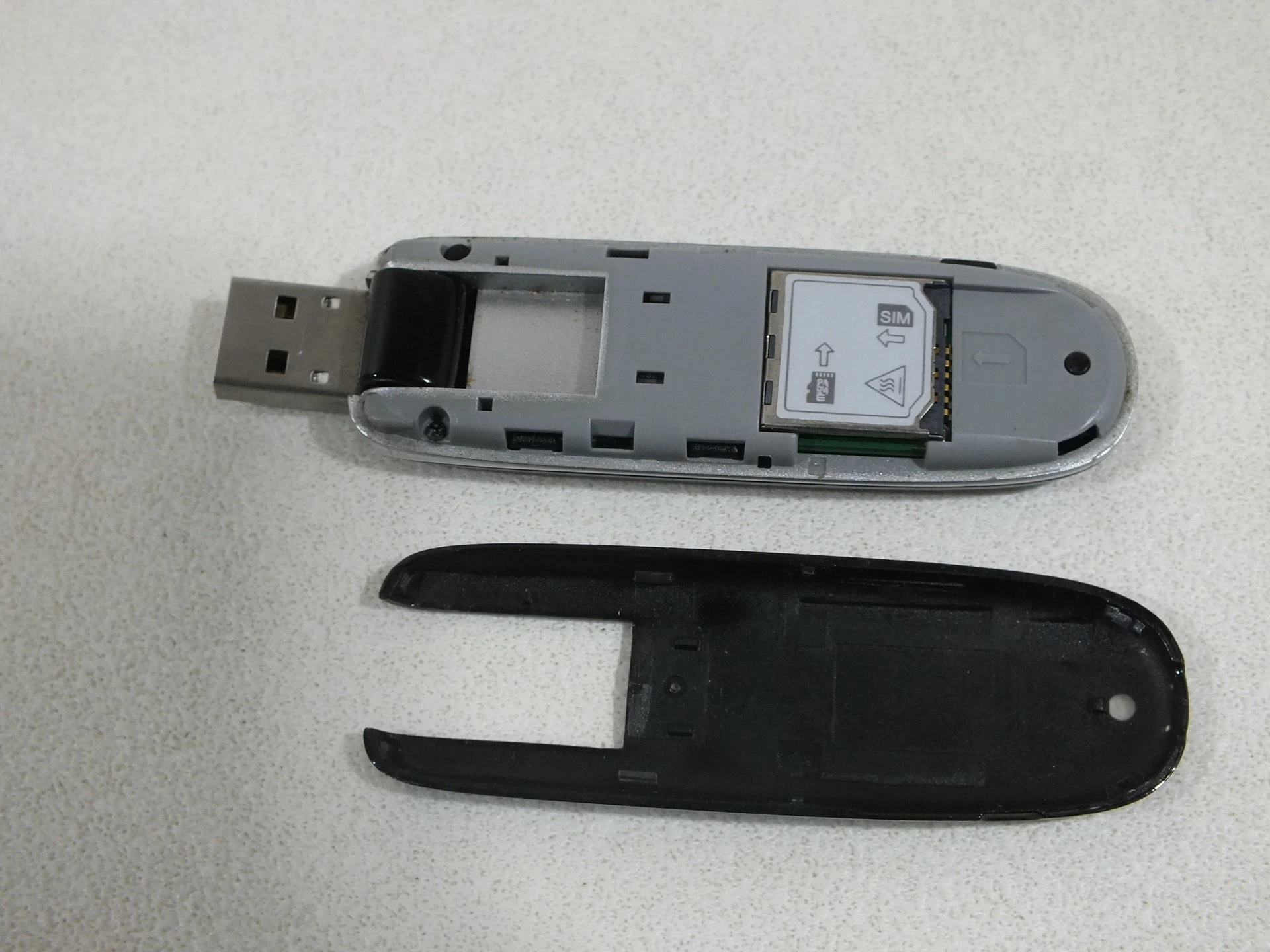 zte-mf631-hsupa-modem-usb-stick-black-ean-gtin-6934933014114