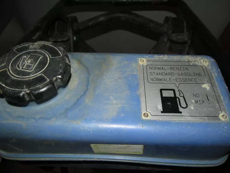 zageszczarka-rodzaj-zageszczarki-plytowa-ubijak