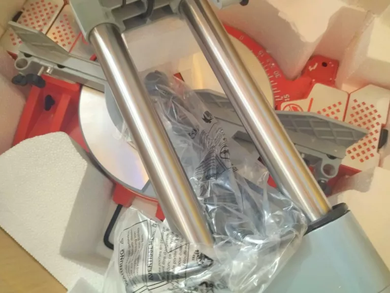 PROFESJONALNA PIŁA UKOŚNICA HOLZMANN KAP305CL0