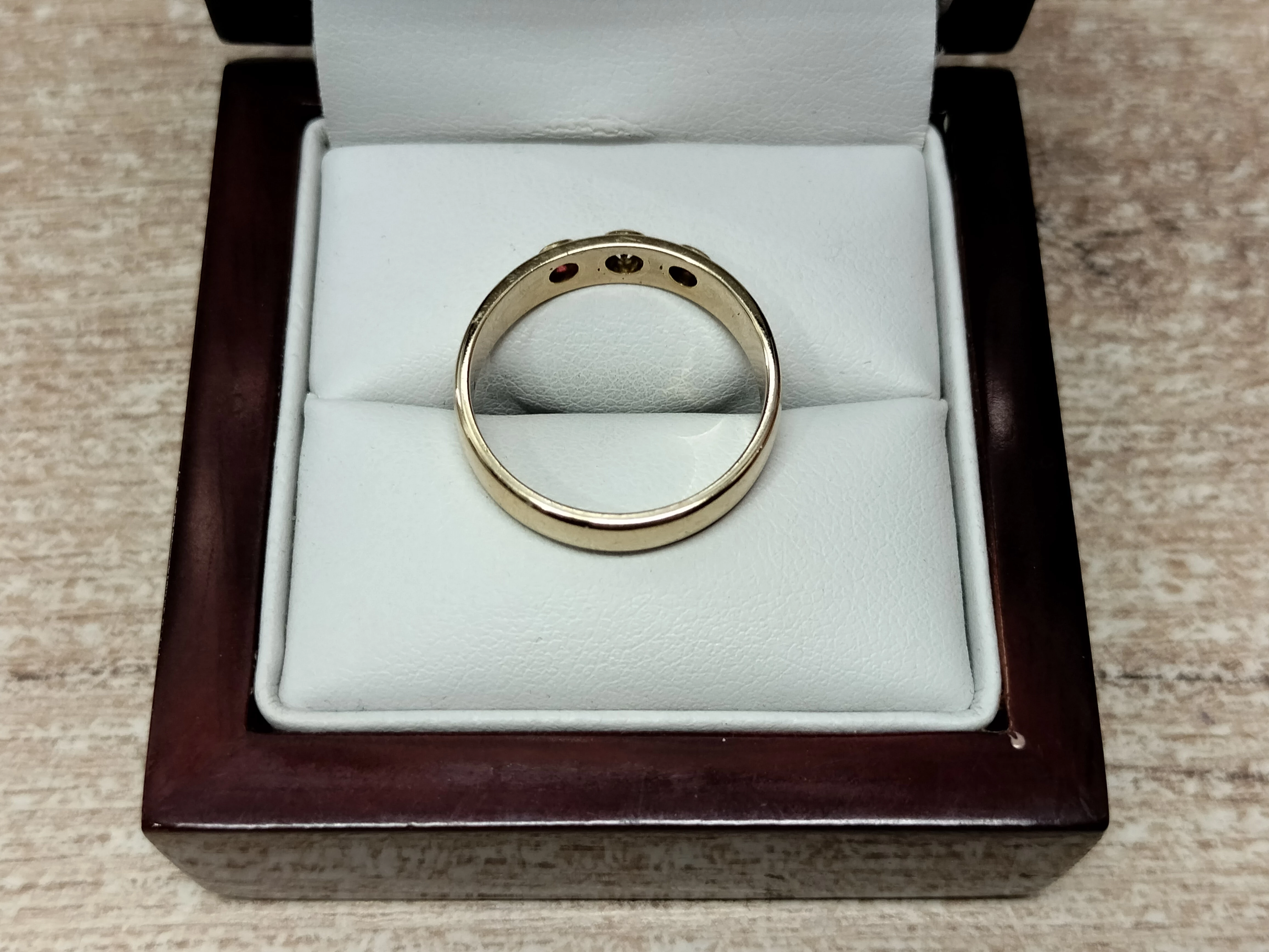 zloty-pierscionek-9k-diament-2x-rodofit-material-zloto