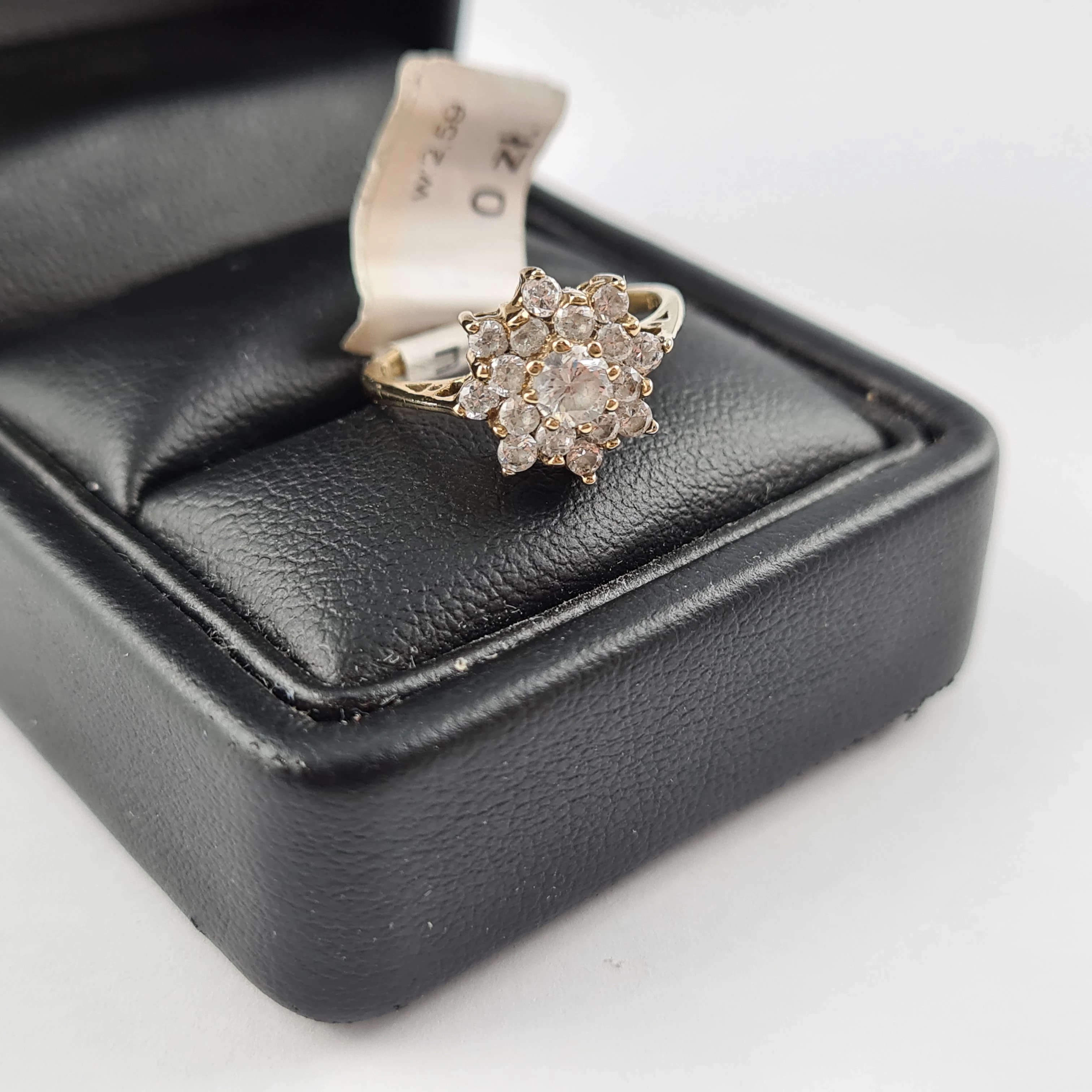 piekny-zloty-pierscionek-kwiat-333-material-zloto