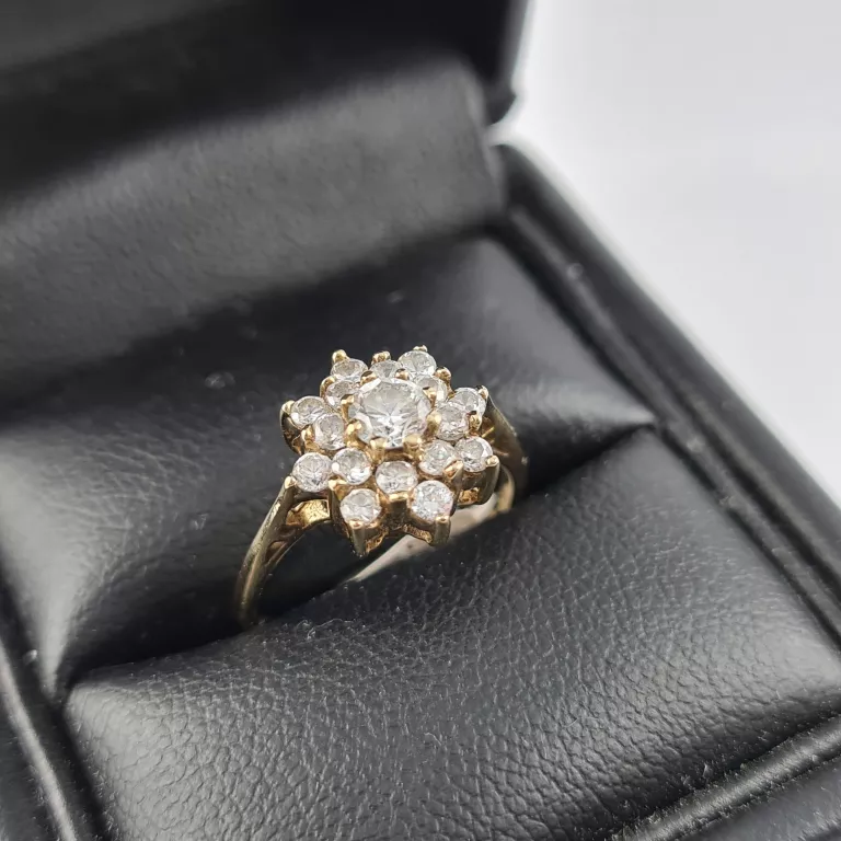 piekny-zloty-pierscionek-kwiat-333-stan-uzywany