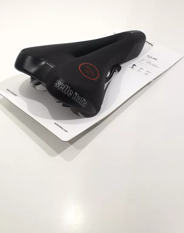 SIODEŁKO SELLE ITALIA SPORT GEL FLOW 140 MM