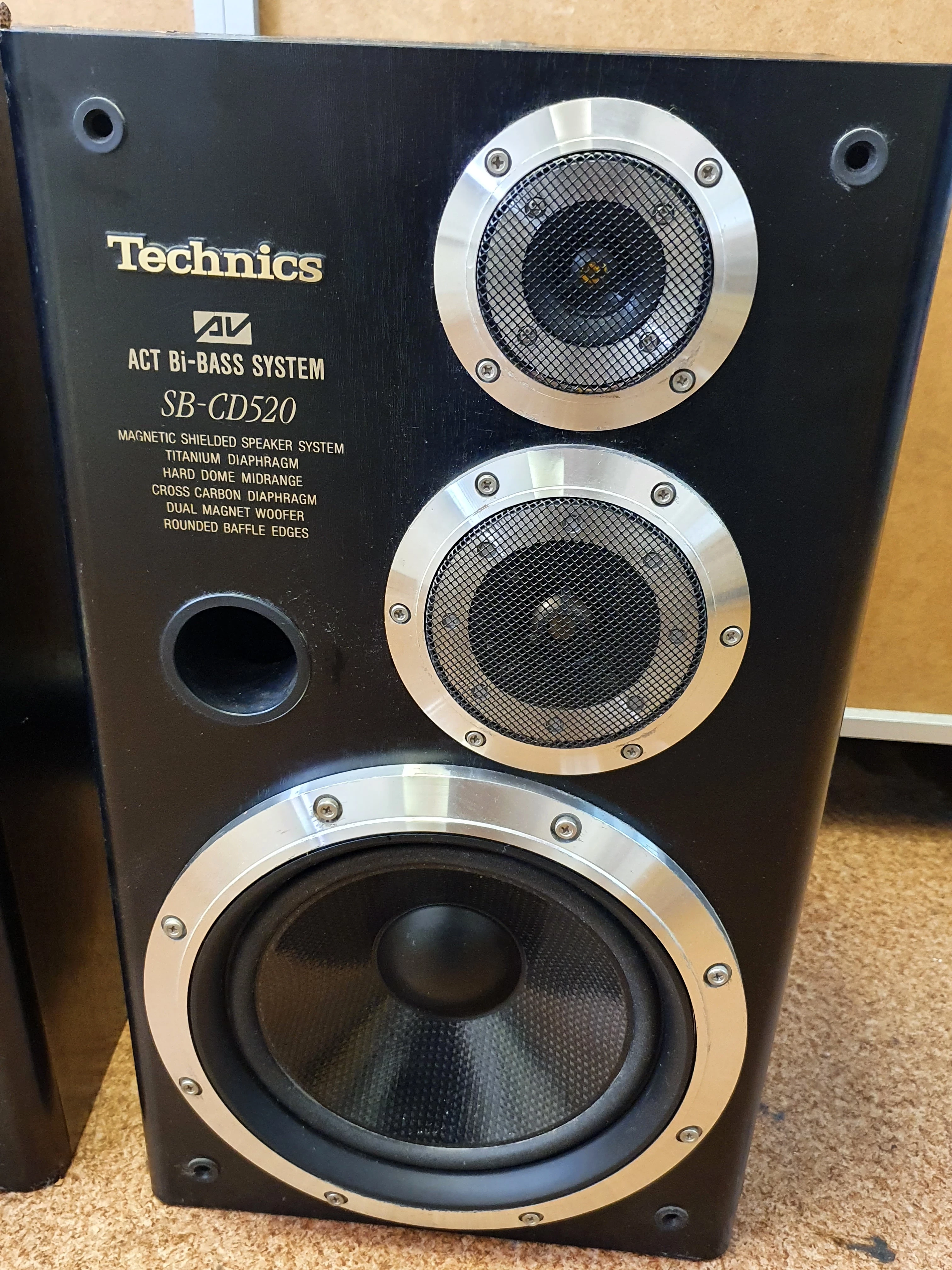 2-kolumny-technics-sb-cd520-amplituner-sa-ex100-model-sa-ex100