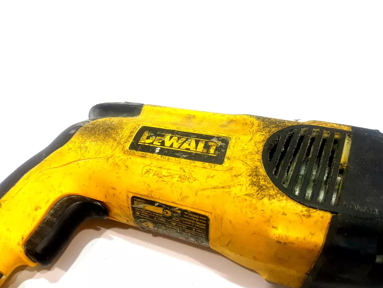 MŁOTOWIERTARKA DEWALT D25124