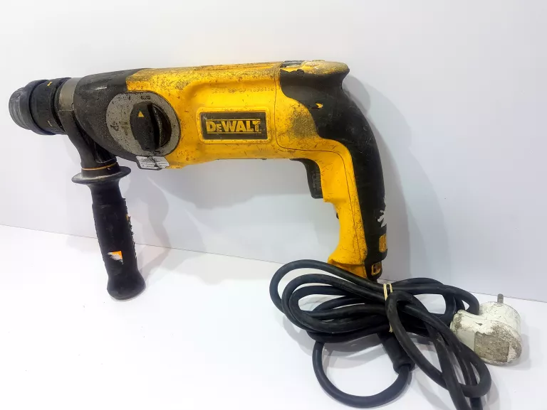 MŁOTOWIERTARKA DEWALT D25124