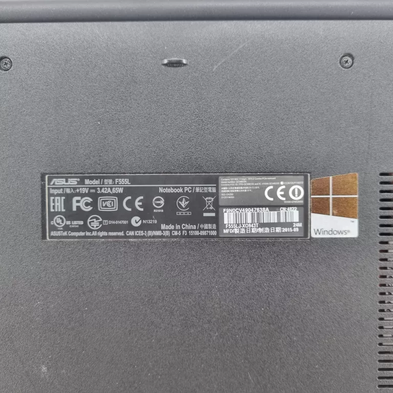 LAPTOP ASUS F555L I5-5200U 8GB RAM 1TB GFORCE 920