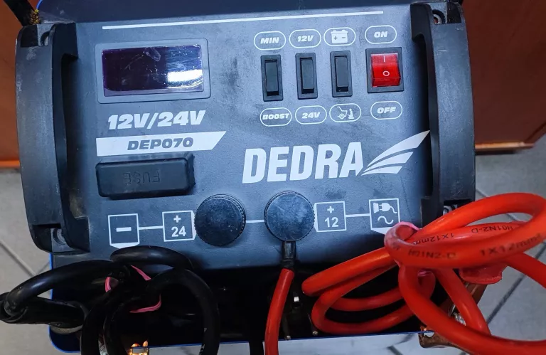 DEDRA DEP070 PROSTOWNIK+ ROZRUCH 12/24V 40-400AH
