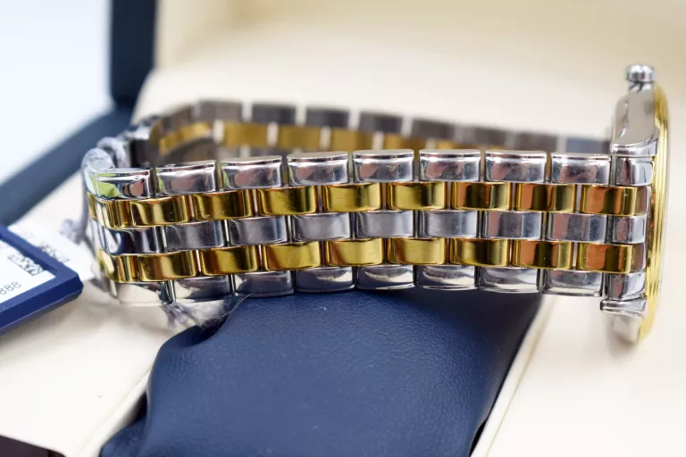 longines-flagship-18k-automatic-l47743577-ksztalt-koperty-okragla