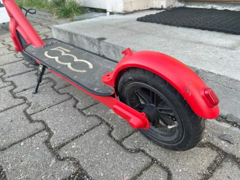 HULAJNOGA ELEKTRYCZNA FIAT 500 + ŁADOWARKA