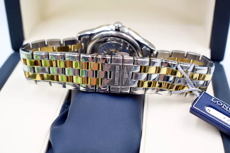 longines-flagship-18k-automatic-l47743577-mechanizm-automatyczny