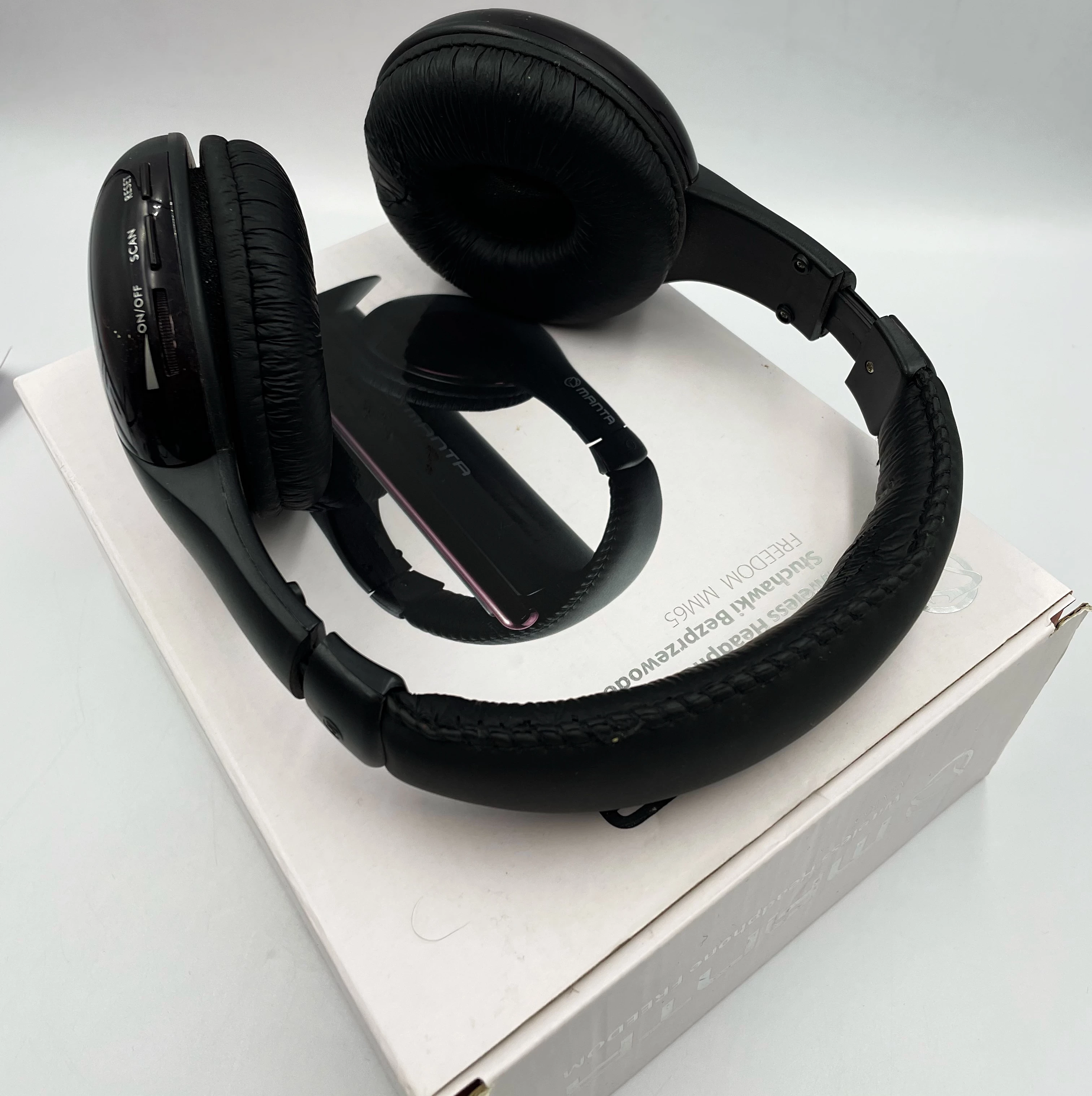 sluchawki-bezprzewodowe-manta-freedom-mm65-kod-producenta-mm65