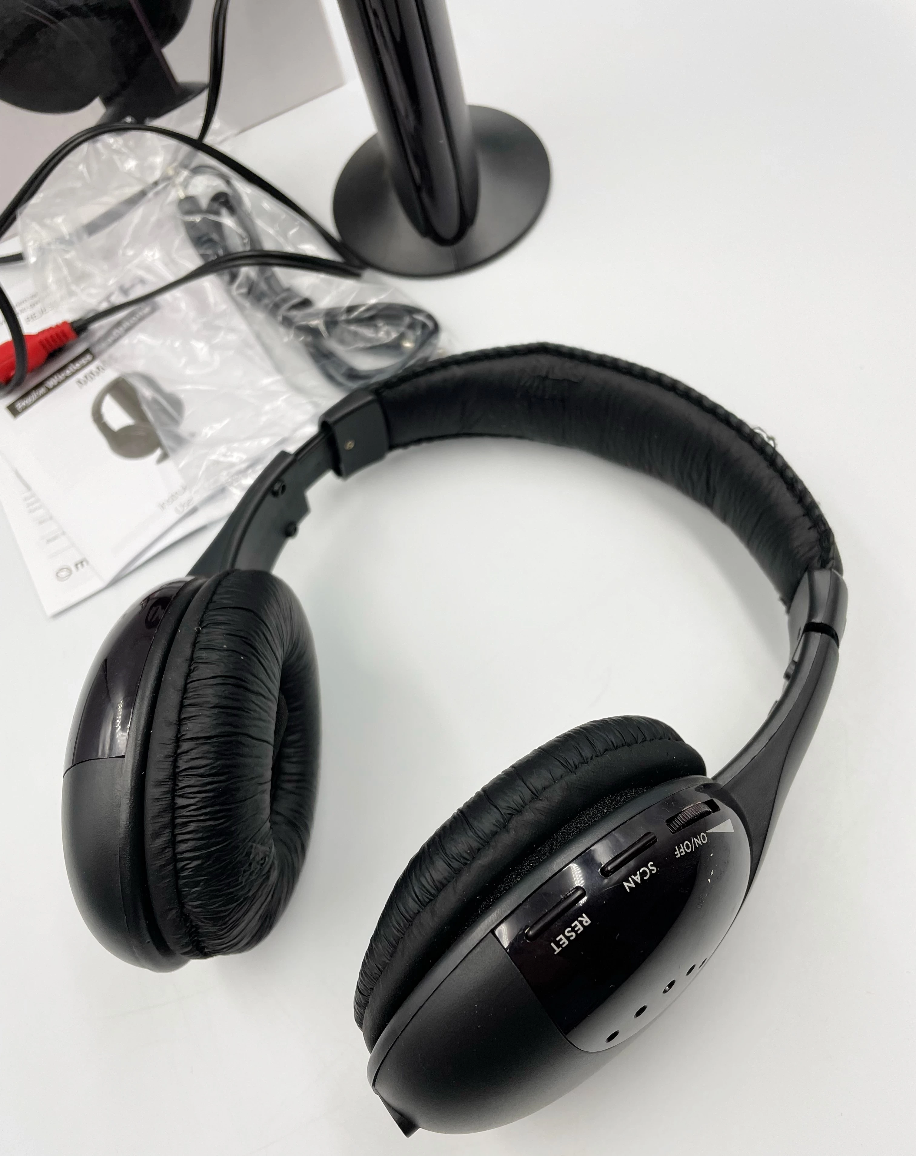 sluchawki-bezprzewodowe-manta-freedom-mm65-marka-manta