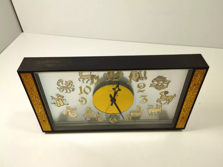 stary-zegar-kominkowy-molnija-znaki-zodiaku-ccc-osiedle-centrum-d1-krakow