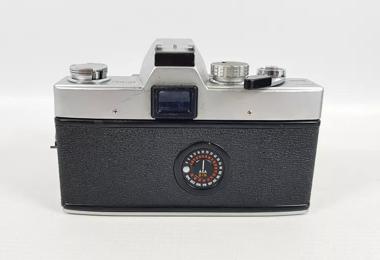 APARAT MINOLTA SRT 101 Z OBIEKTYWEM