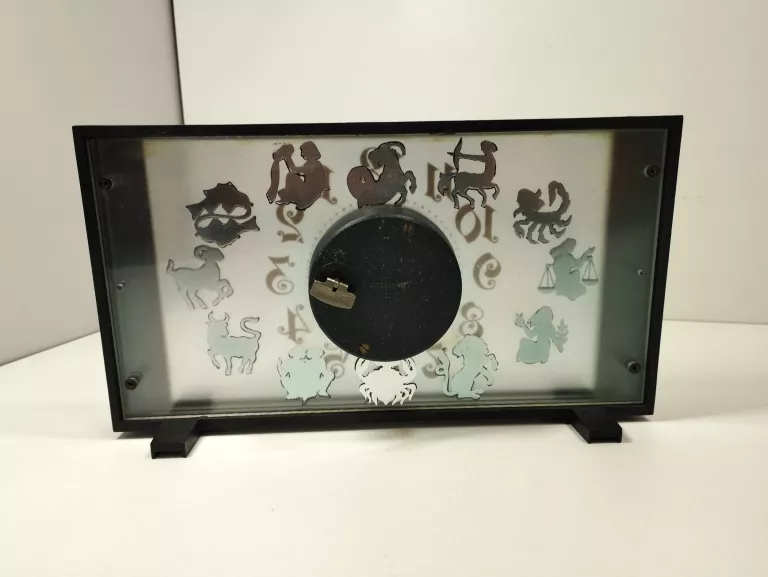 stary-zegar-kominkowy-molnija-znaki-zodiaku-ccc-osiedle-centrum-d1-krakow