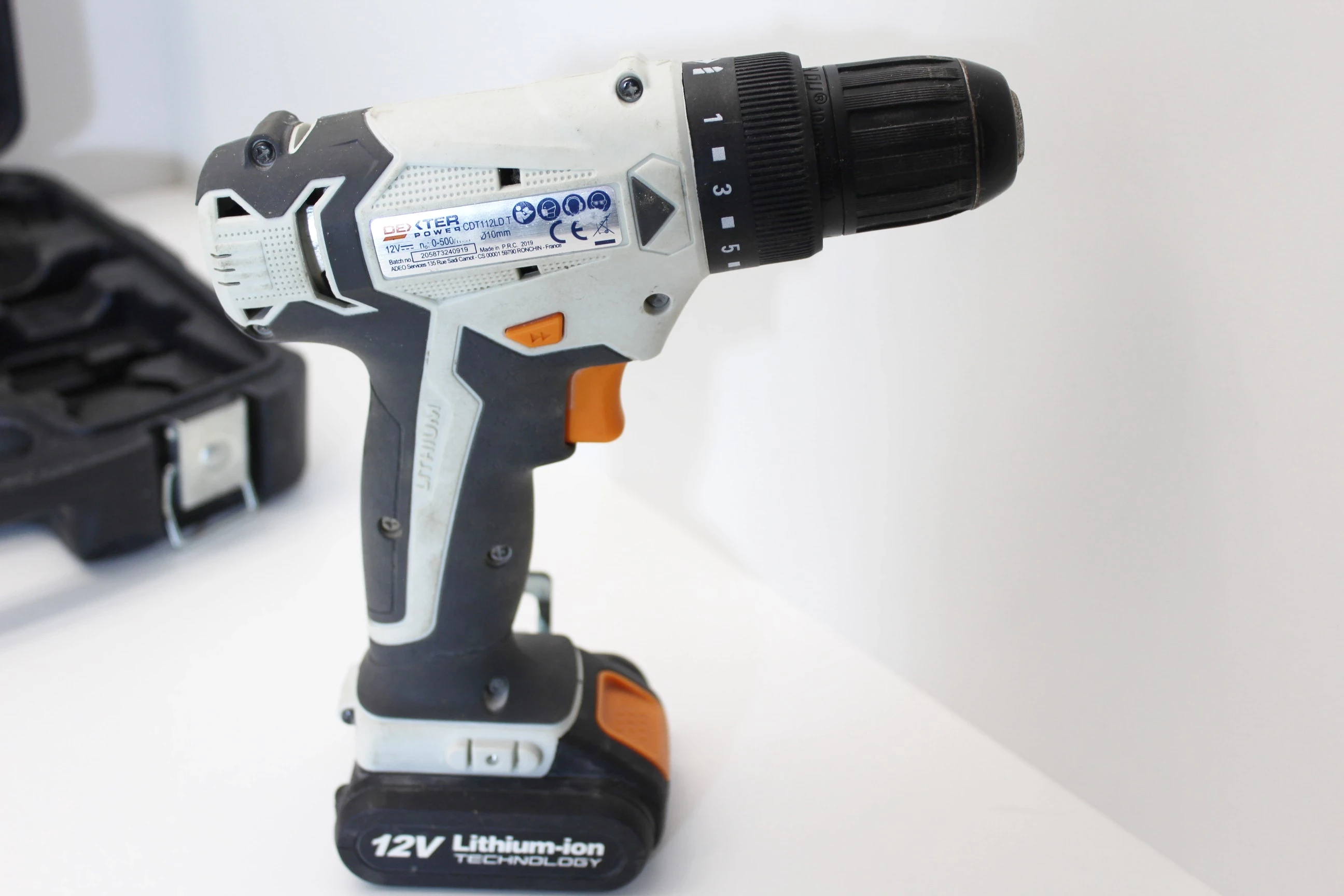 wkretarka-dexter-cdt112ld-2x-akumulator-ladowarka-rodzaj-silnika-silnik-szczotkowy