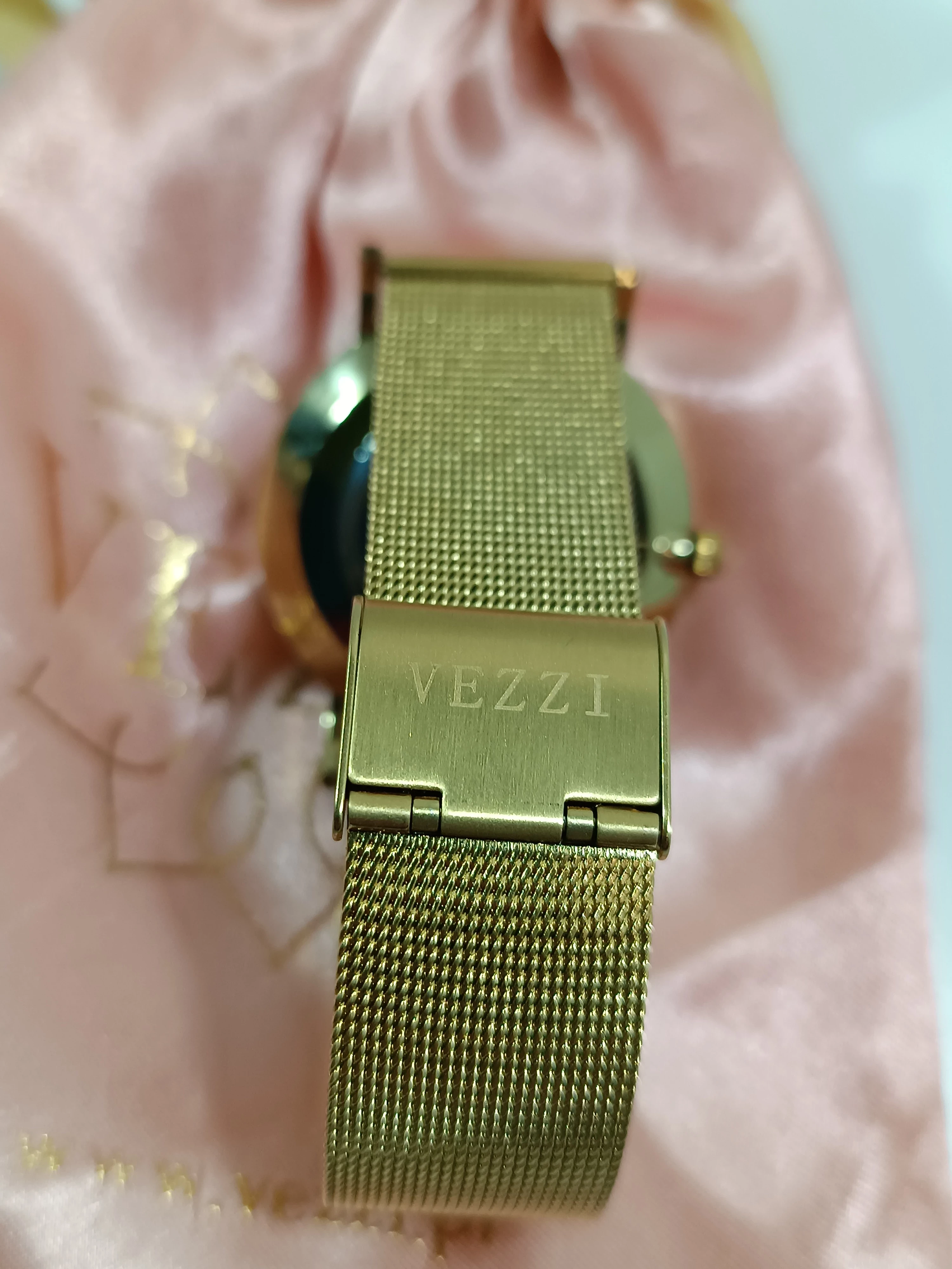 zegarek-vezzi-typ-nareczny