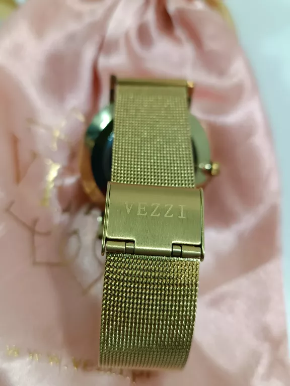 zegarek-vezzi-typ-nareczny