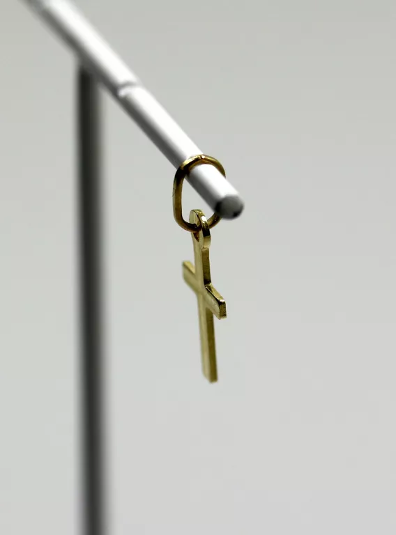 ZŁOTY KRZYŻYK P:585 W:0,40G