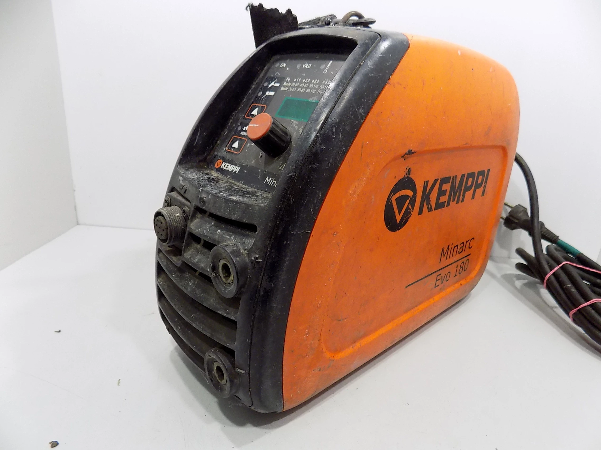 mega-spawarka-inwertorowa-kemppi-minarc-evo-180-zakres-spawania-10