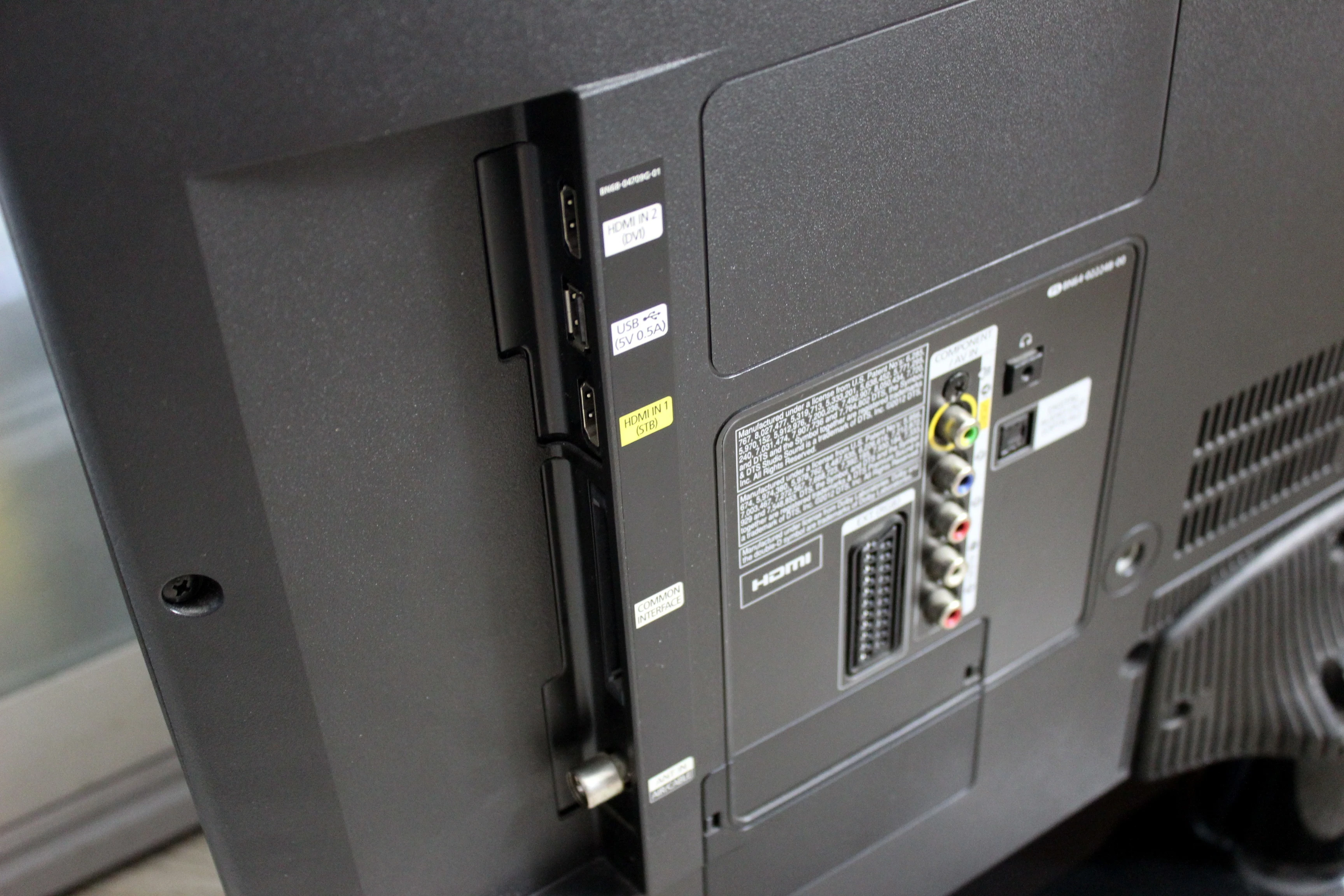 telewizor-samsung-ue32f5000aw-przekatna-ekranu-cale-32