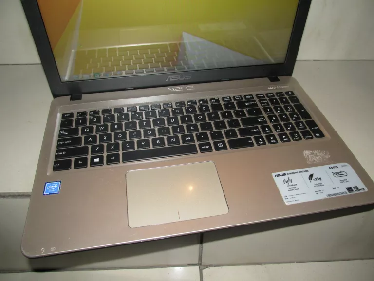 LAPTOP ASUS A540S 4GB / 1TB