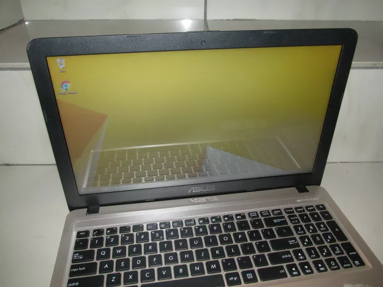 LAPTOP ASUS A540S 4GB / 1TB