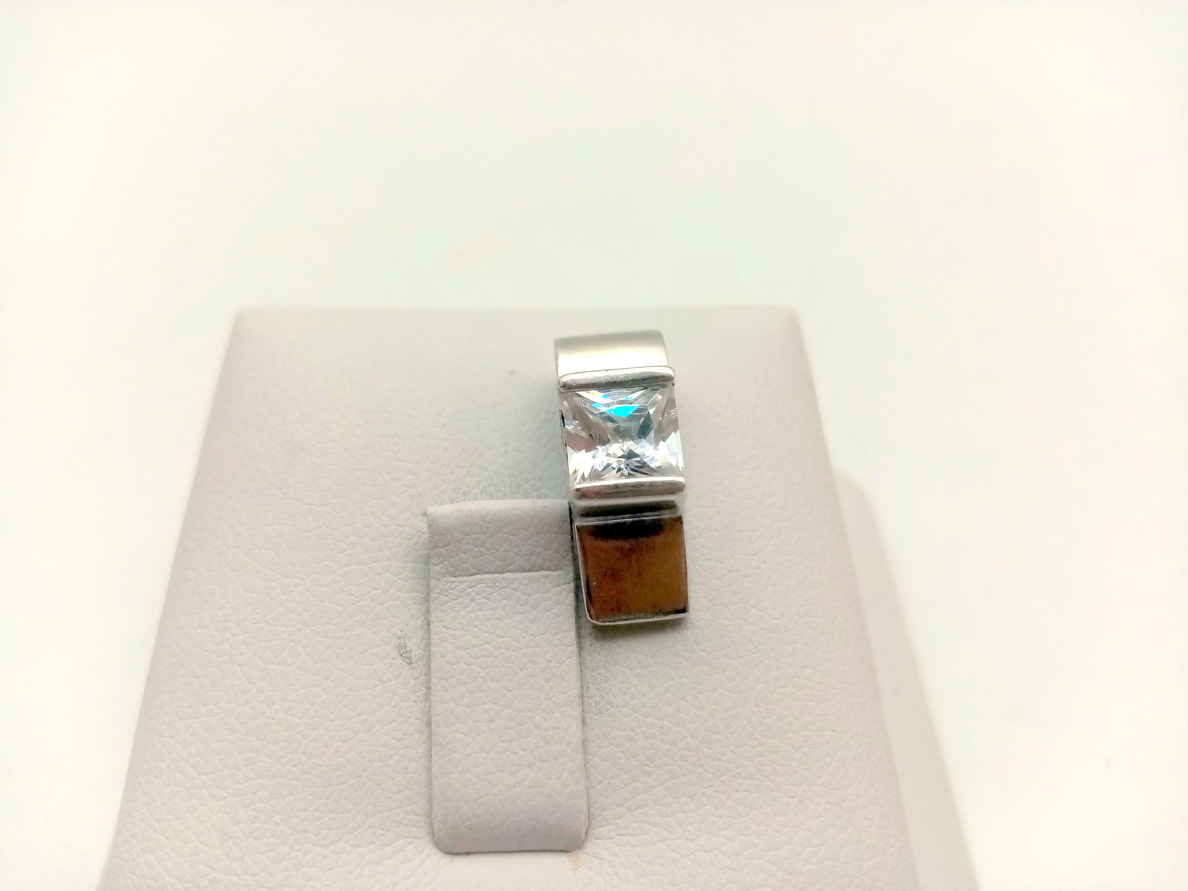 srebrna-zawieszka-z-kamykiem-925-303g-armii-krajowej-31-zarow