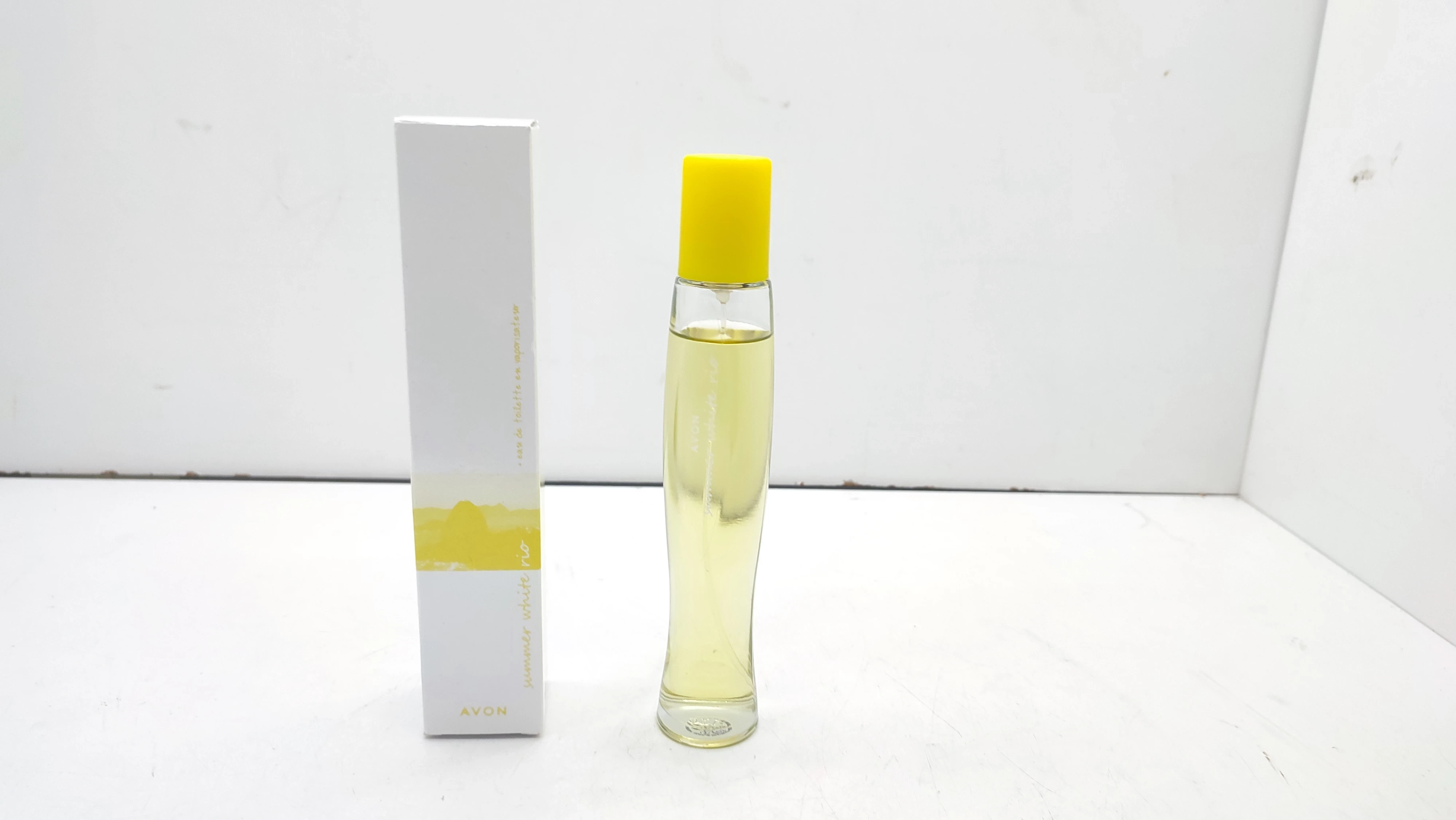 woda-perfumowana-avon-summer-white-rio-sikorskiego-40-ketrzyn