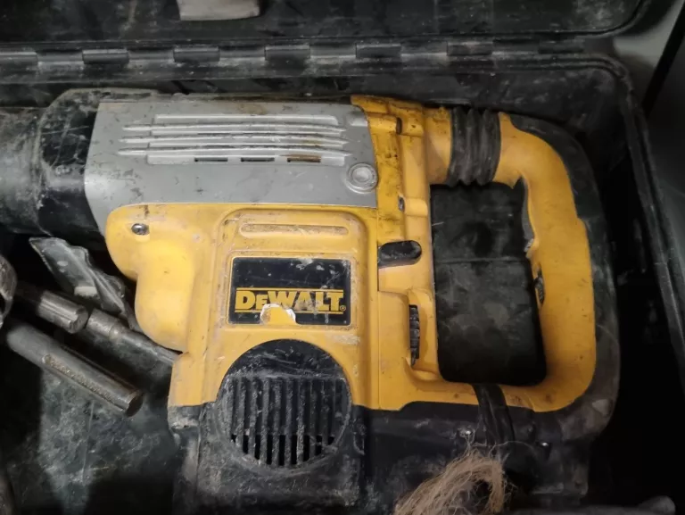 MŁOTOWIERTARKA DEWALT D25773K