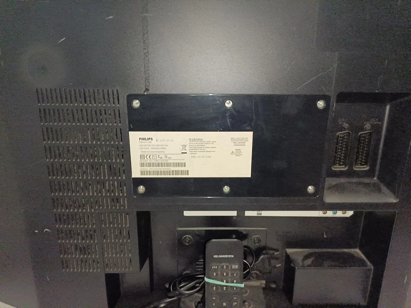 telewizor-philips-slc7-stan-11323-2