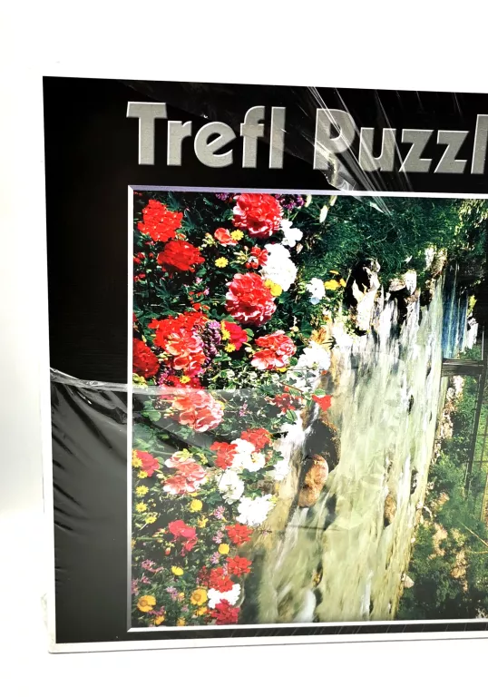trefl-puzzle-3000-elementow-kosciol-stan-powystawowy