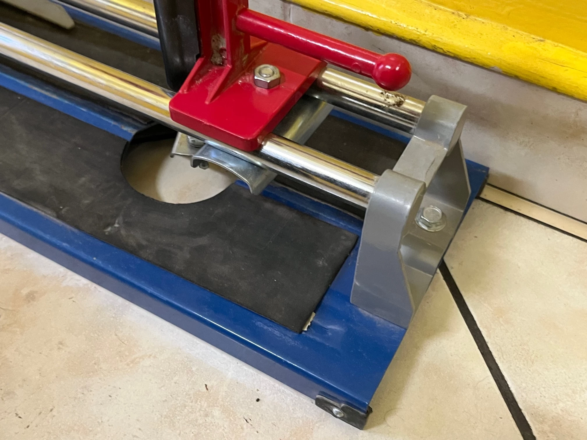 maszyna-do-ciecia-plytek-dedra-1130-400mm-marka-dedra