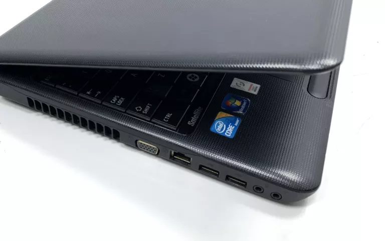 TOSHIBA SATELLITE C660D-1H9 15,6 E-450 4/256 GB