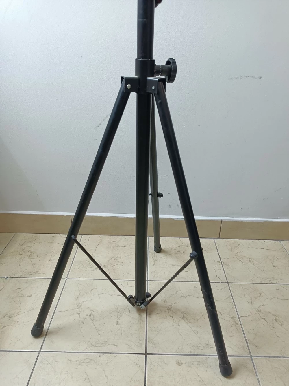 statyw-do-mikrofonu-studyjny-z-przeciwwaga-m-17-rodzaj-statyw-podlogowy-z-ramieniem